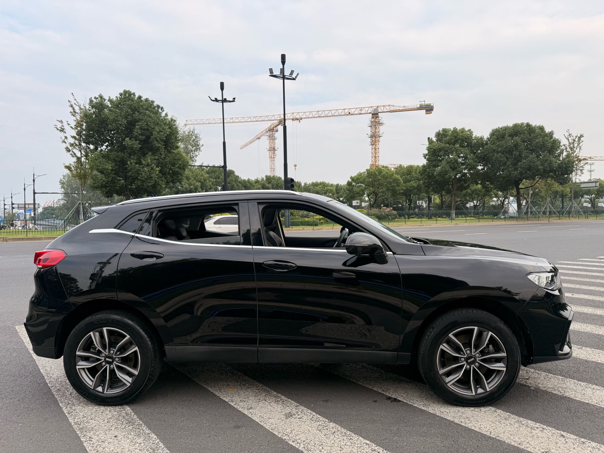 Фото WEY 2020 VV5 1.5T 2WD Trend Pioneer — 4