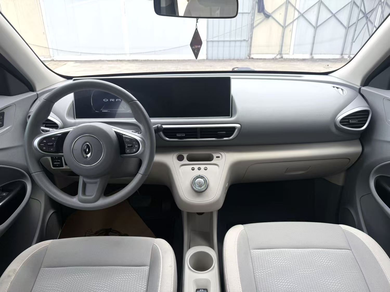 Photo du ORA 2020 R2 (White Cat) 305 km Luxury Model 3
