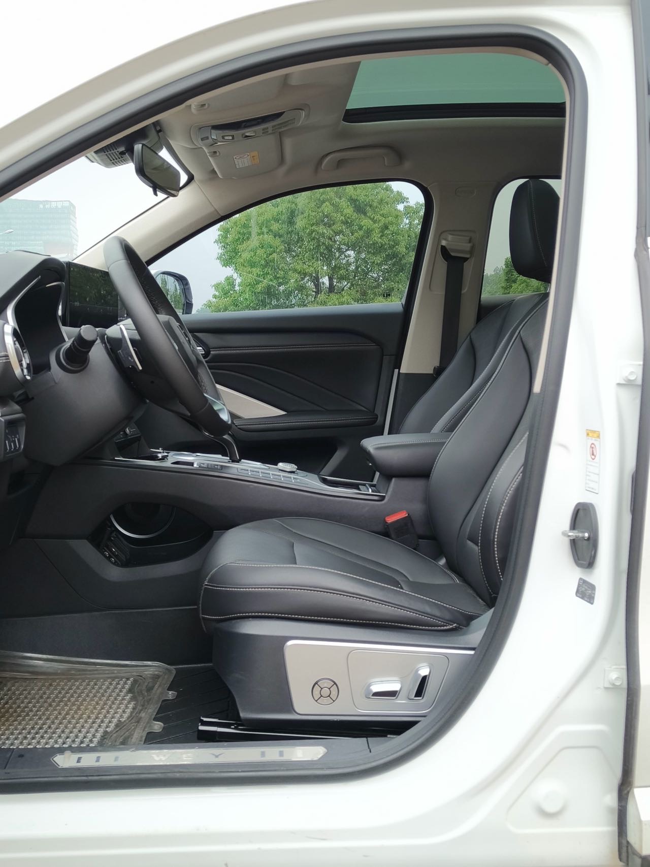 WEY 2021 VV6 2.0T FWD Intelligent Protection+ photo 4