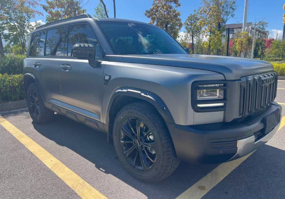 Foto Haval Raptor 2025 Menglong 2.0T 4WD Ultra 3
