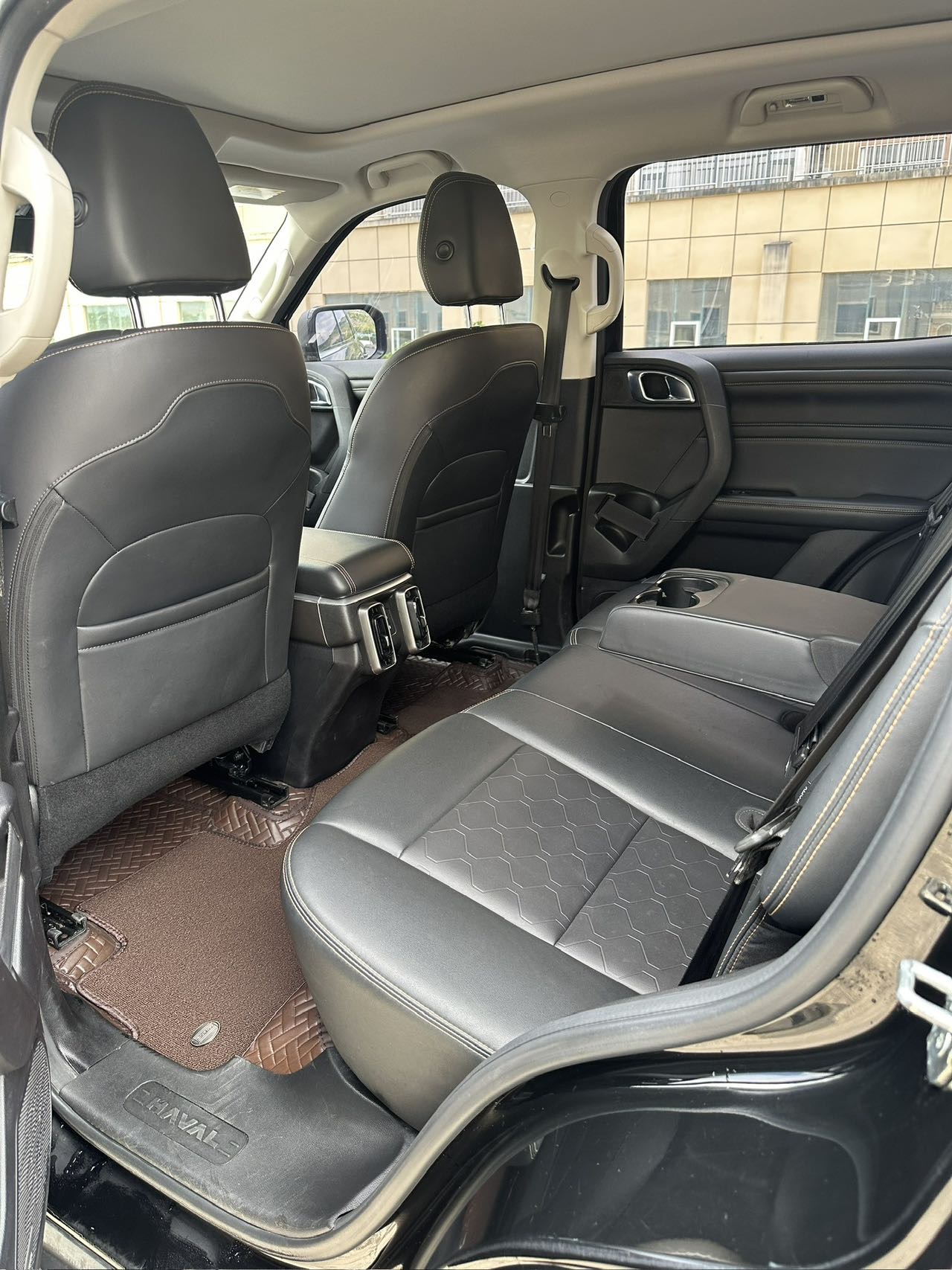 Haval Dargo 2024 Big Dog 2.0T Chinese Village Dog Edition photo 5