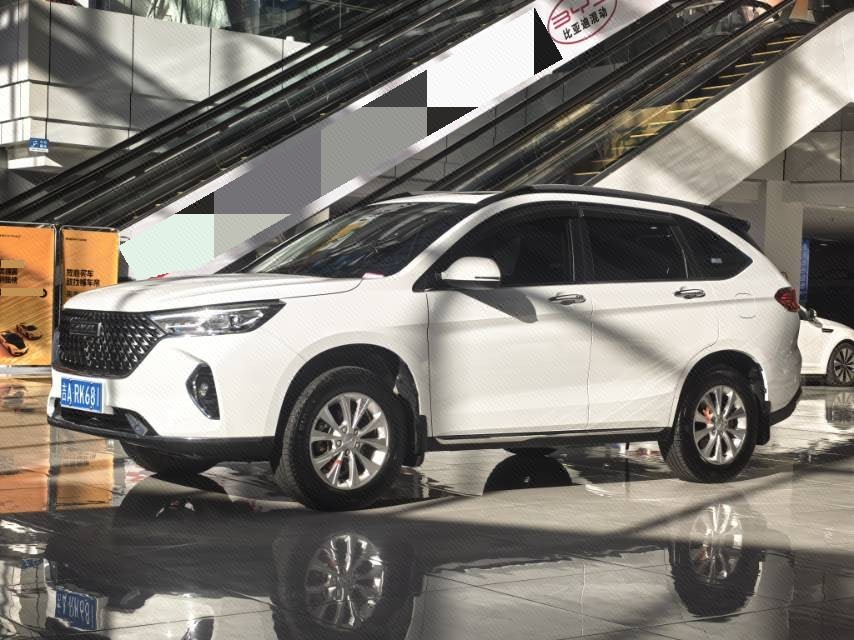 Haval 2021 M6 PLUS 1.5T Luxury Smart Connectivity Model