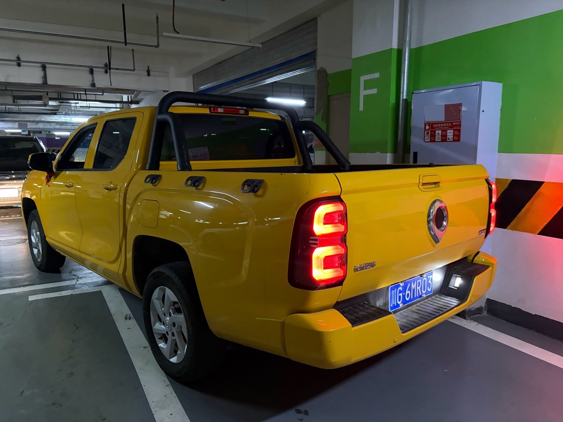 Great Wall KINGKONG POER 2023 Jin Gang Pao 2.0T Gasoline 4WD Elite Standard Bed photo 3